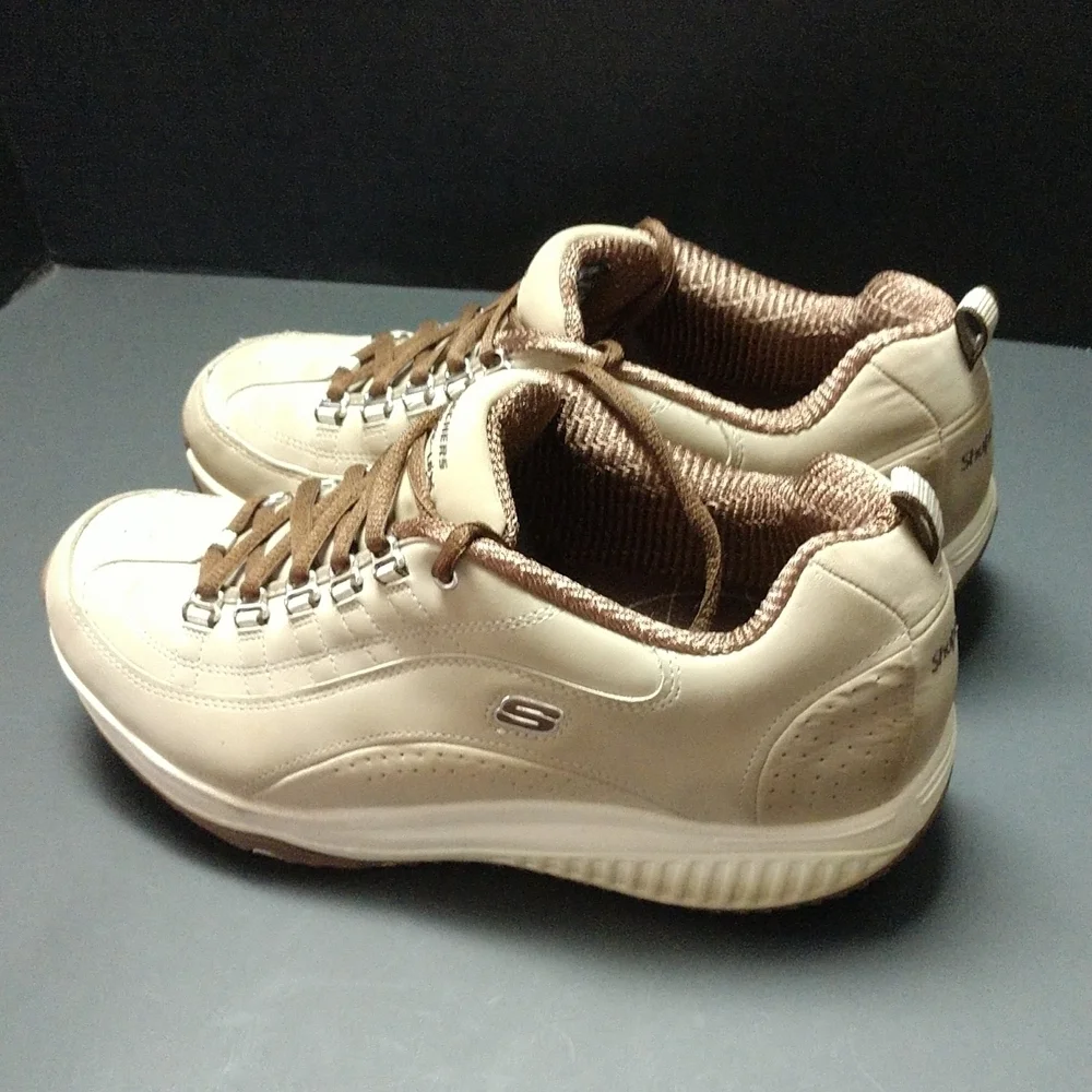 Skechers Shape-ups Leather Shoes Size 9.5